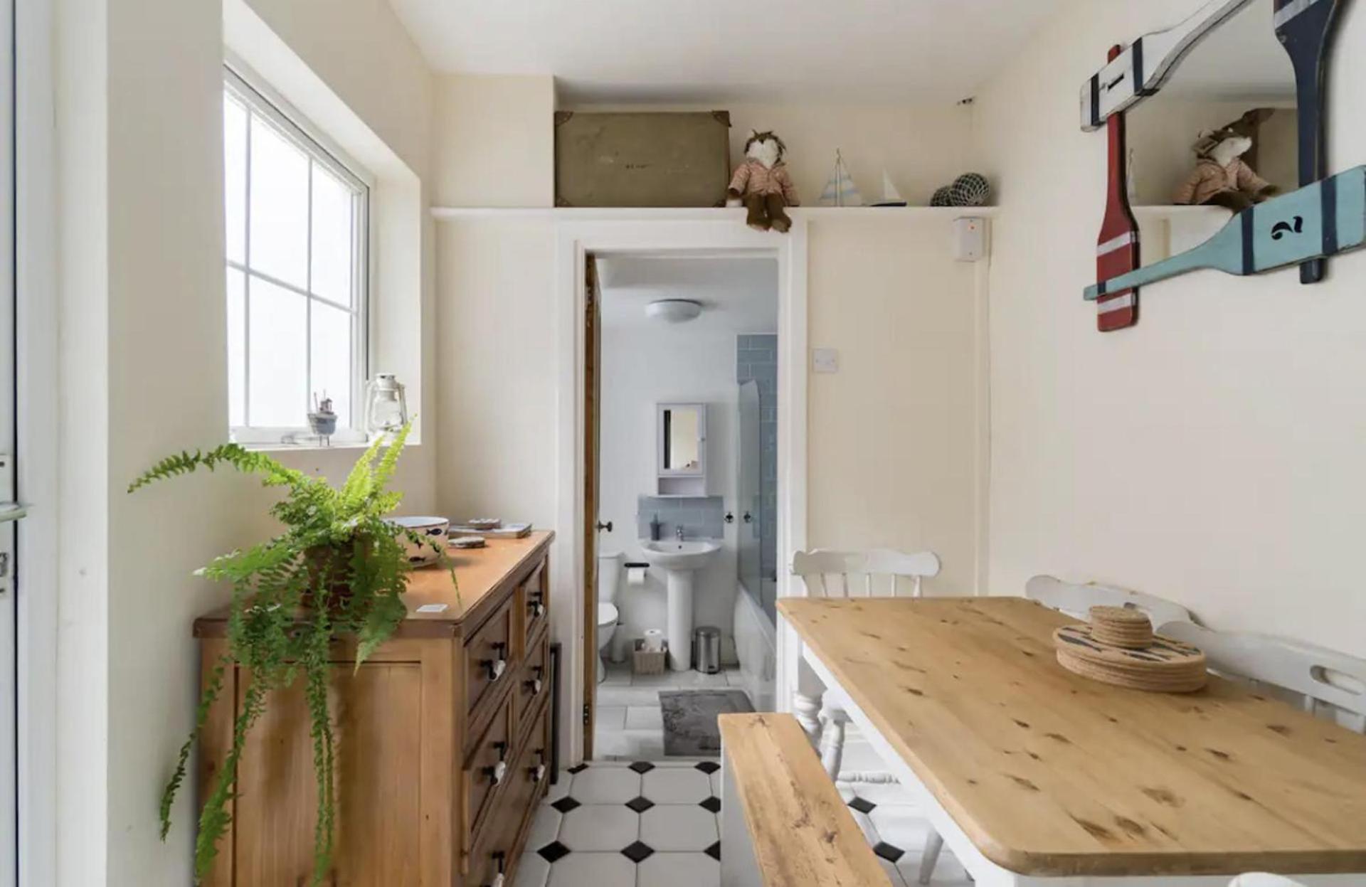Beautiful Sea Front Cottage In The Ocean City Plymouth Esterno foto